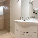 Casa 86 *