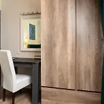 Casa 86 Бухарест